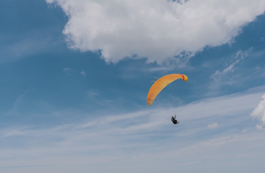 Paragliding influencer