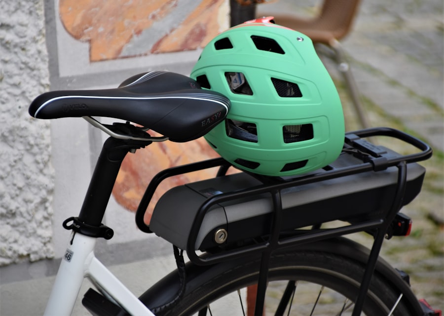 Cycling helmet