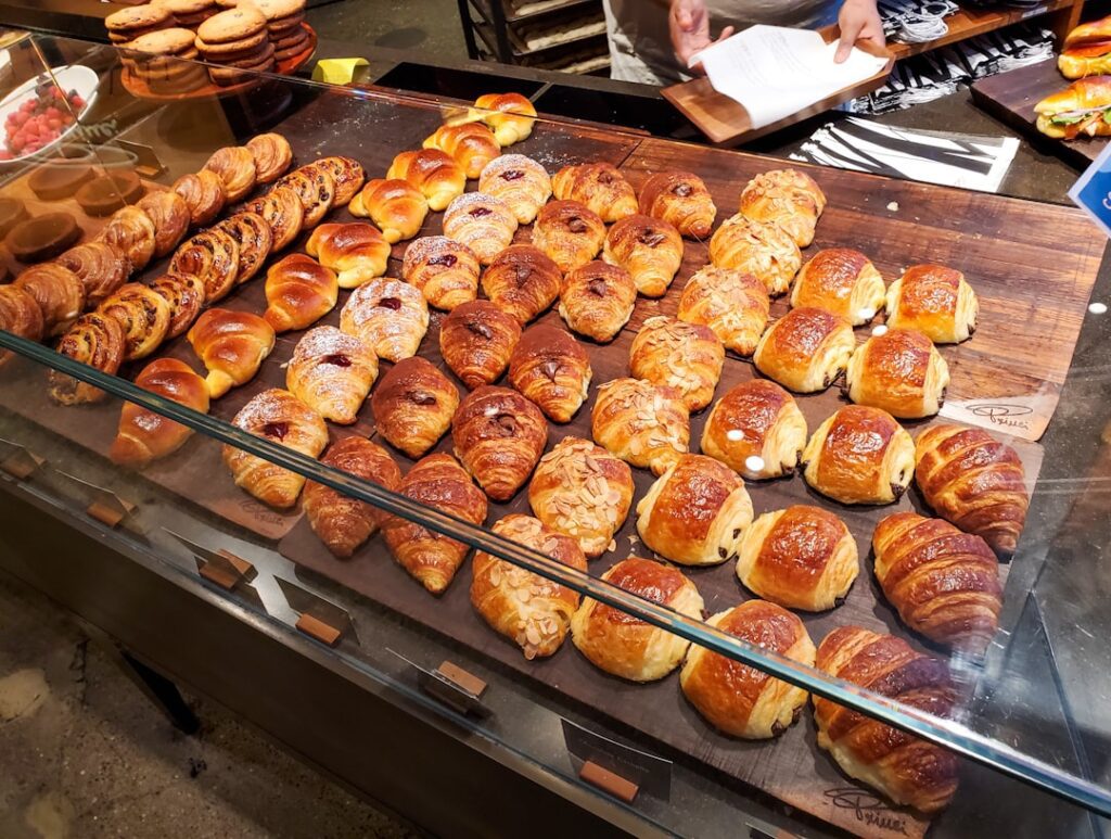 Photo Bakery Display