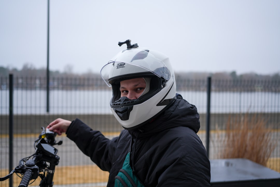 Motosiklet Aksesuar ve Kask Satışında Influencer Kullanımı