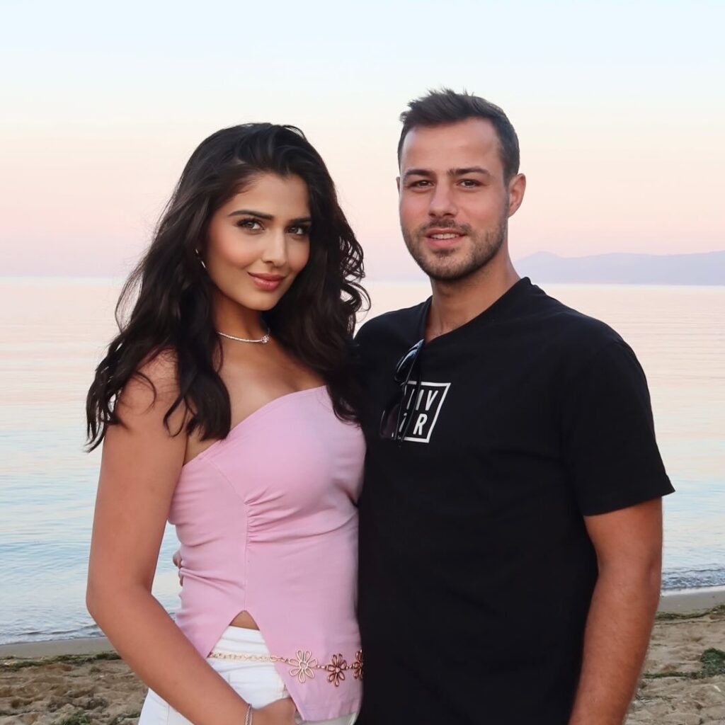 Tolunay İleyda Topal